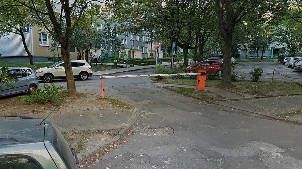 Jak otworzyć szlaban na osiedlu – proste sposoby i porady, które działają